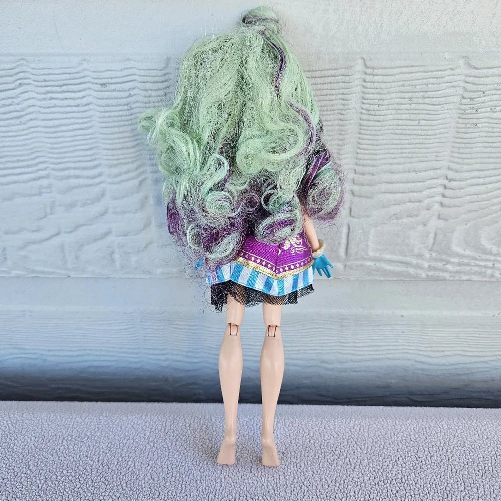 Ever After High First Chapter Madeline Hatter Doll 2013 Mattel